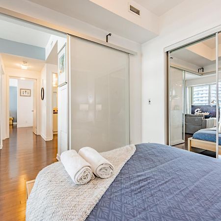 York Suites 5 Торонто Экстерьер фото